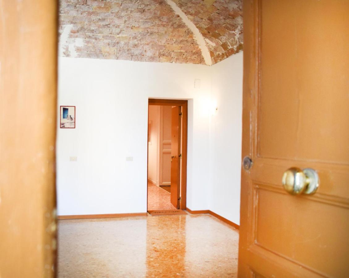 דירות פלרמו Porta Vicari With View In Downtown מראה חיצוני תמונה